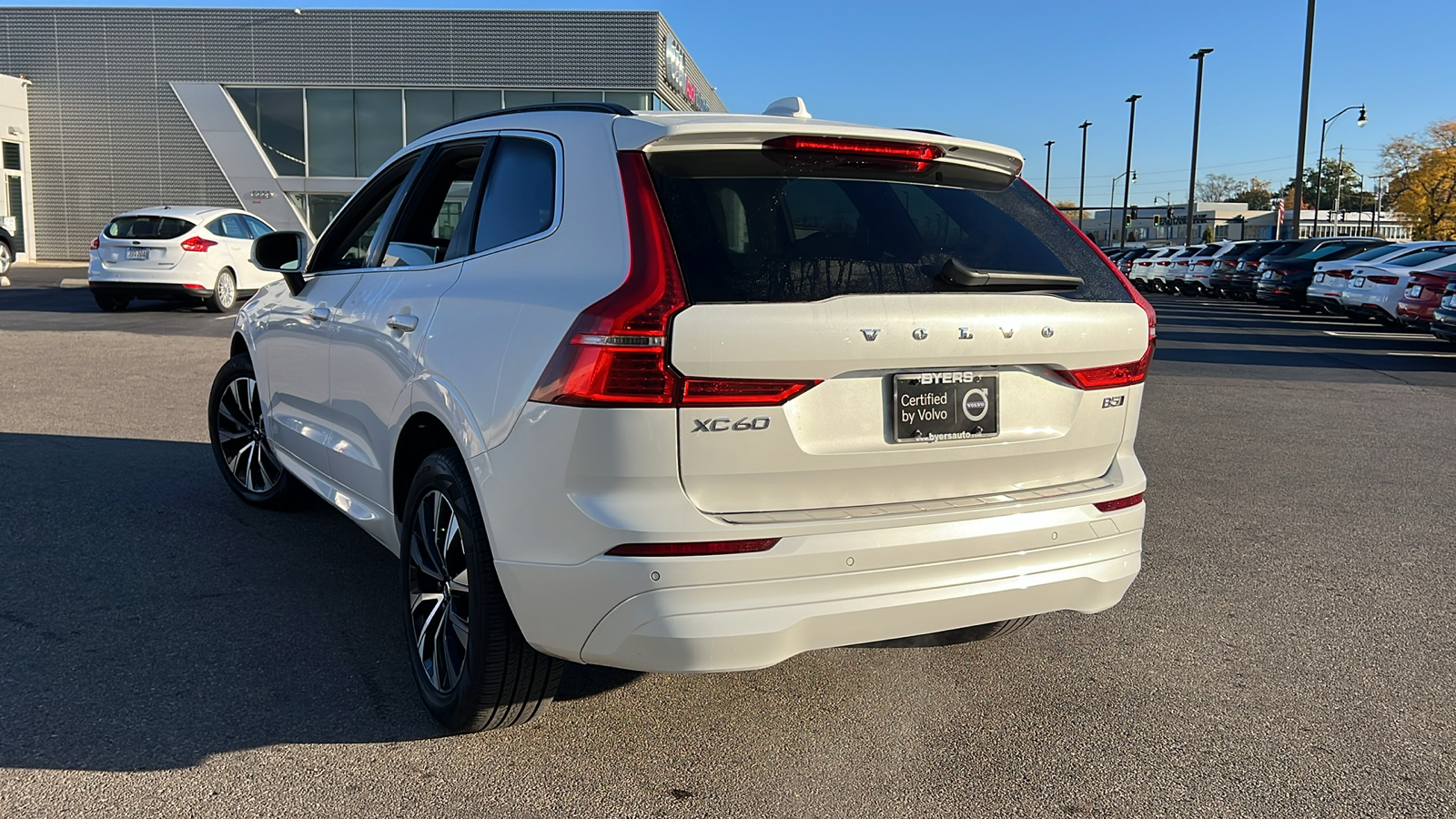 2023 Volvo XC60 B5 Core 4