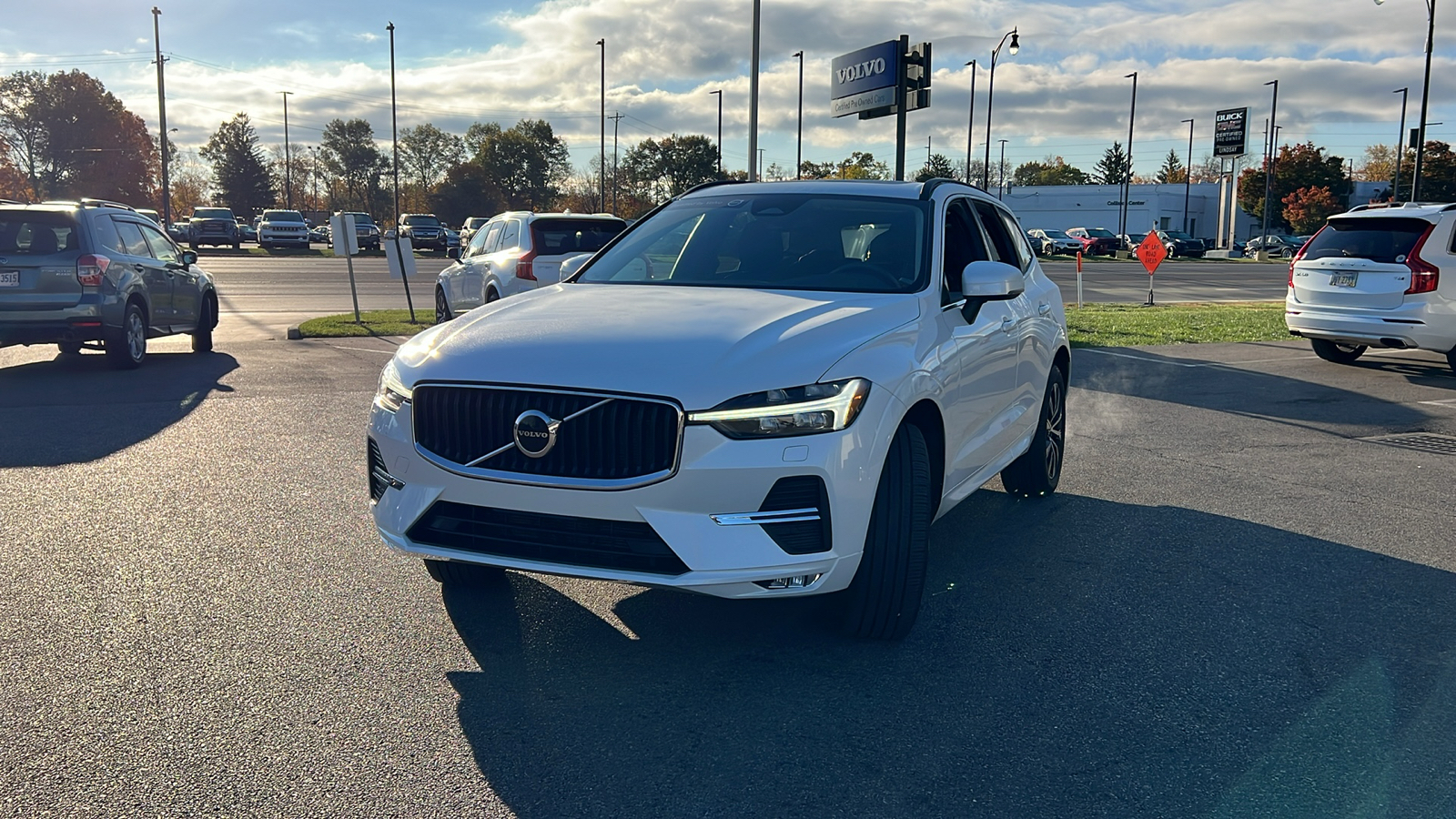 2023 Volvo XC60 B5 Core 6