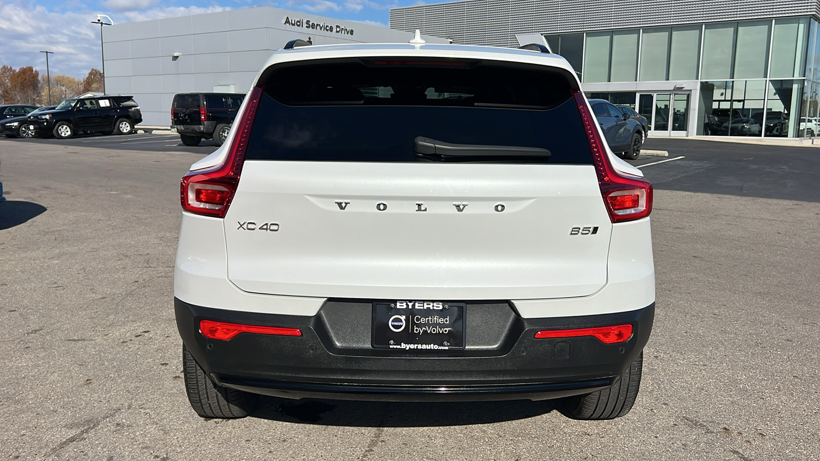 2024 Volvo XC40 Ultimate 32