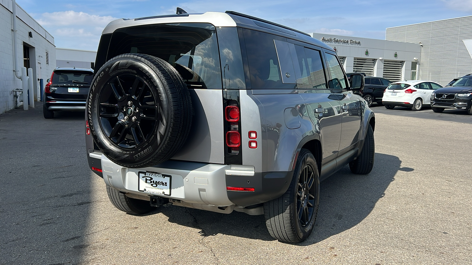 2024 Land Rover Defender 110 S 3