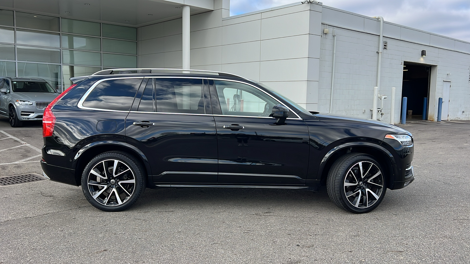 2019 Volvo XC90 T6 Momentum 2