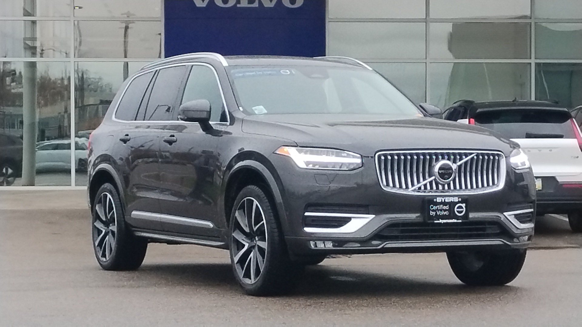 2024 Volvo XC90 B5 Plus 1