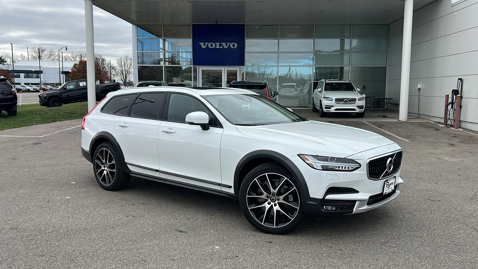 2020 Volvo V90 Cross Country T6 AWD 1