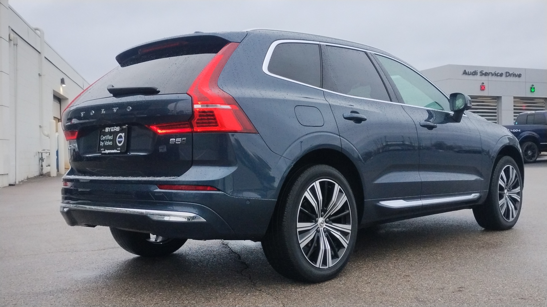 2022 Volvo XC60 B5 Inscription 3