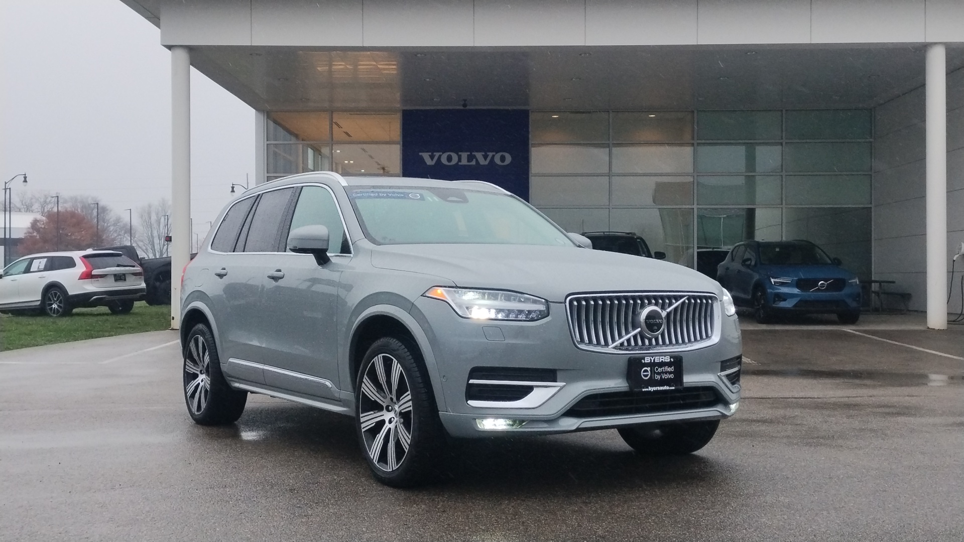 2024 Volvo XC90 B5 Plus 1