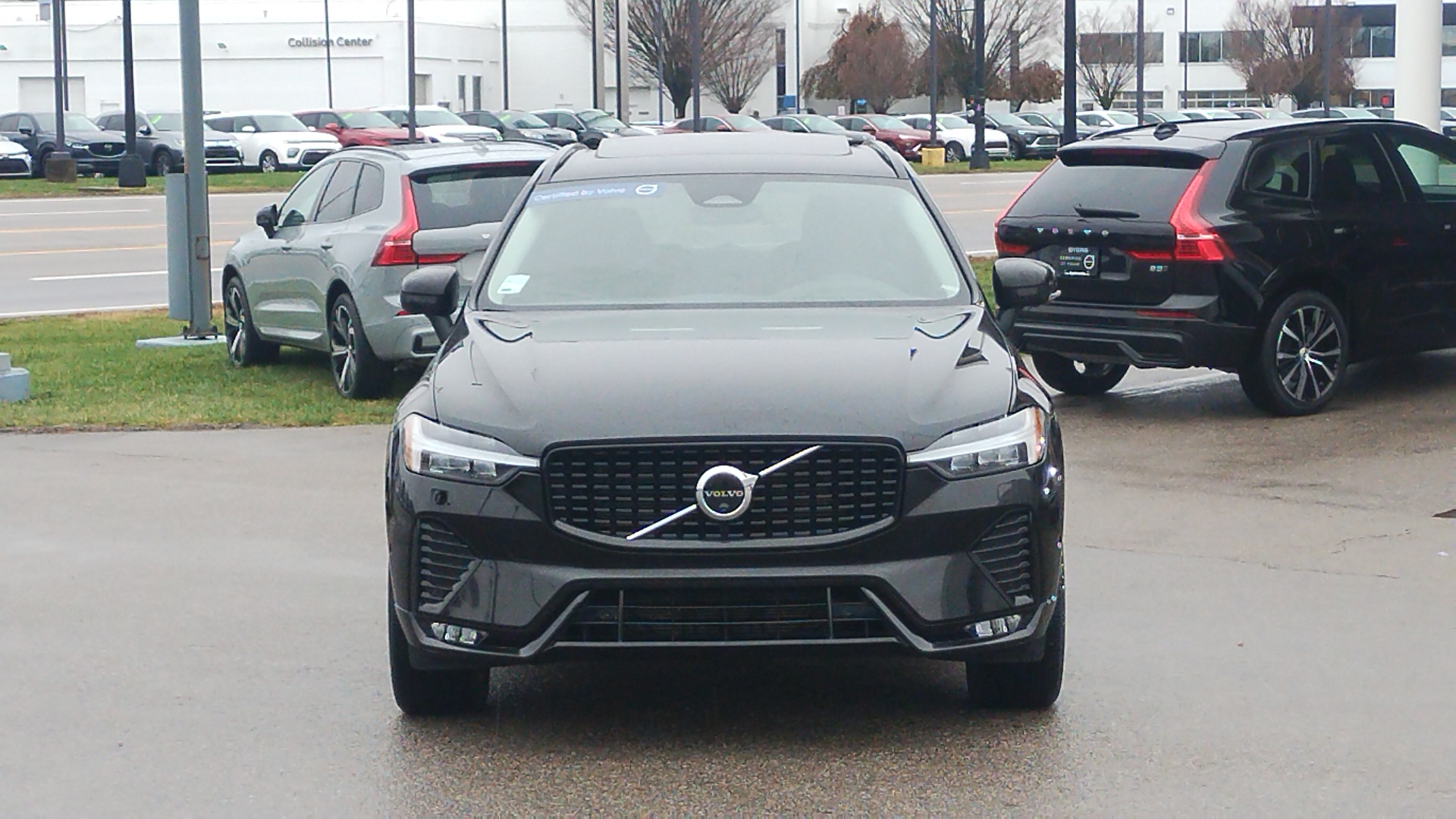 2024 Volvo XC60 B5 Plus Dark Theme 35