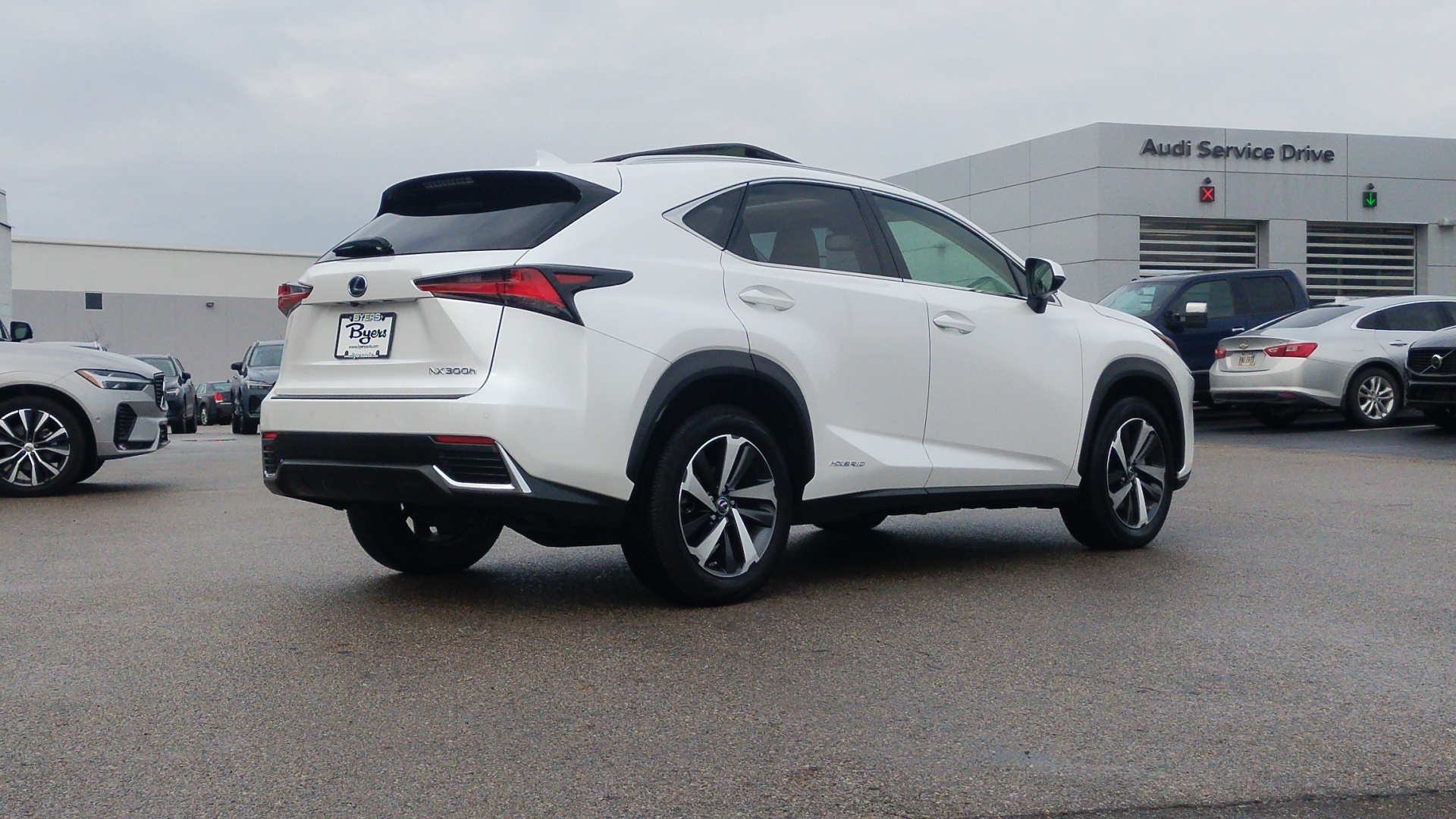 2021 Lexus NX 300h Luxury 3