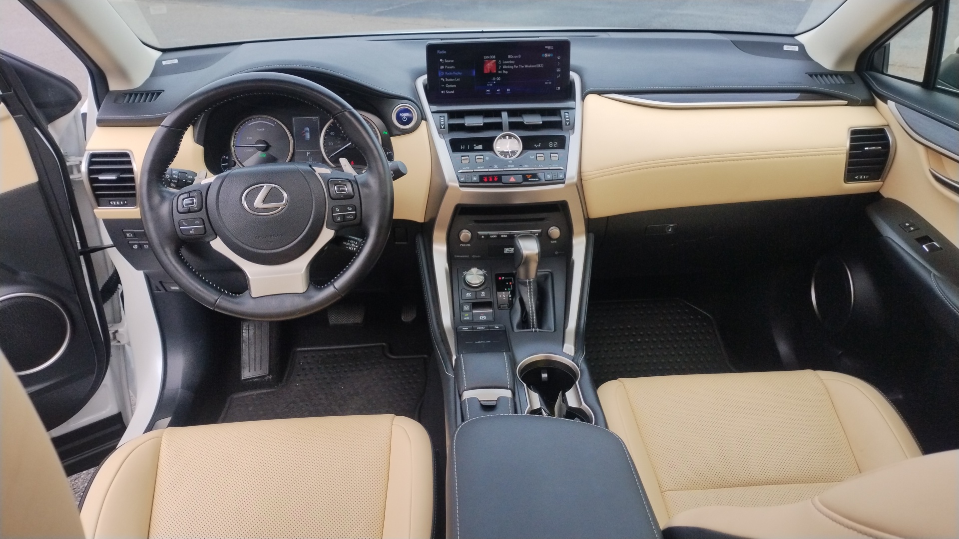 2021 Lexus NX 300h Luxury 7