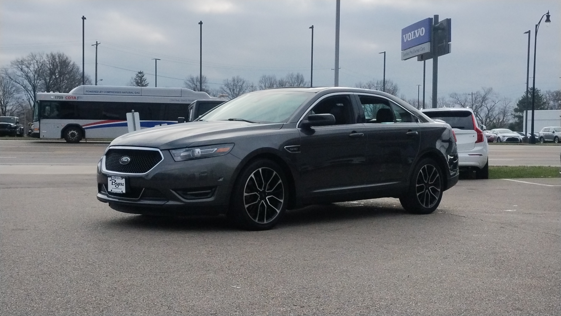 2017 Ford Taurus SHO 5