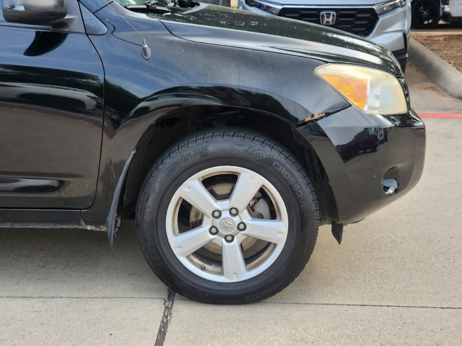 2007 Toyota RAV4 BASE 8