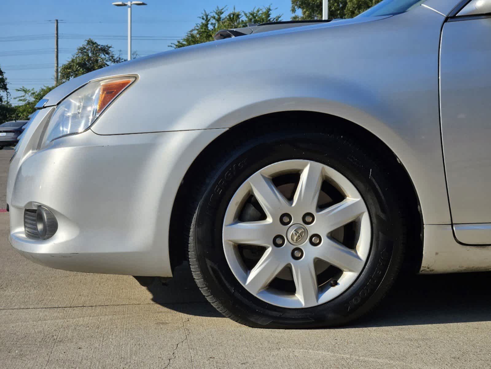 2008 Toyota Avalon XL 10