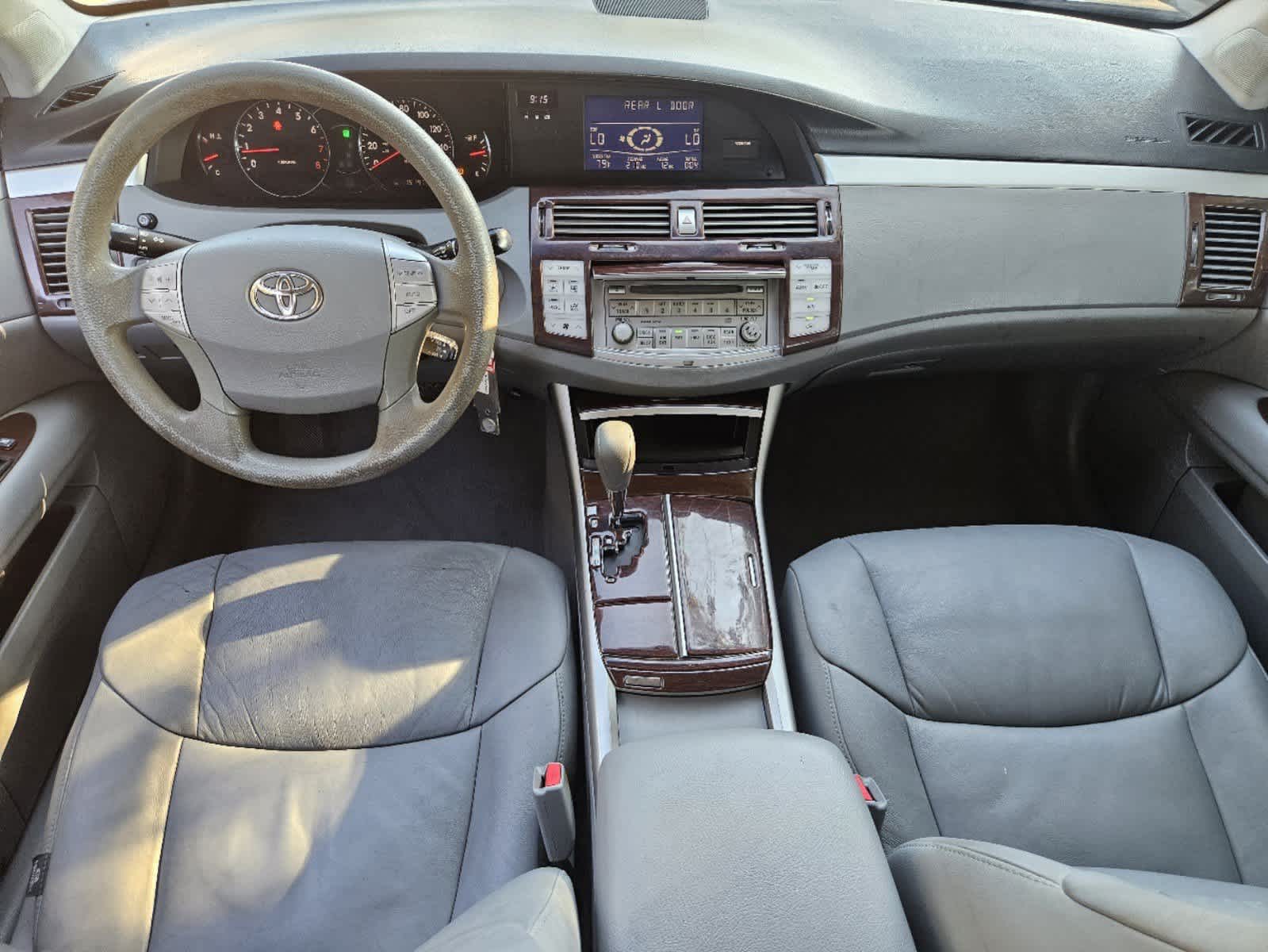 2008 Toyota Avalon XL 25