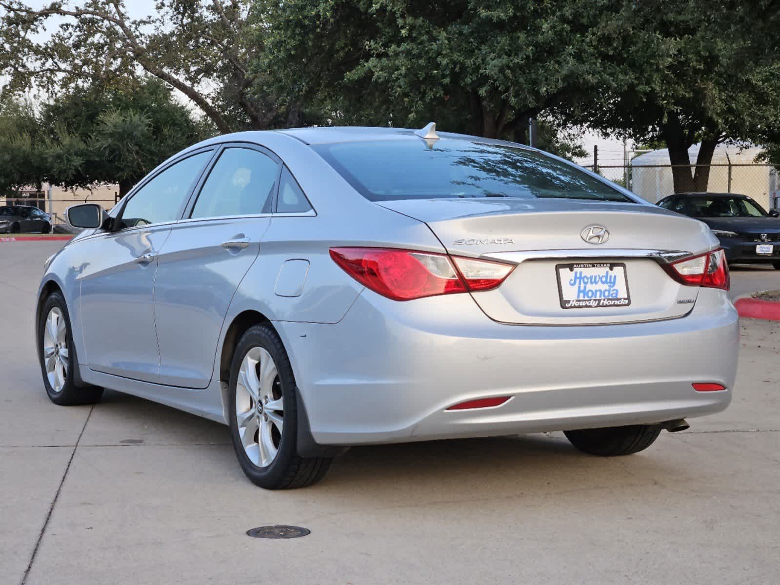 2011 Hyundai Sonata Ltd PZEV 6