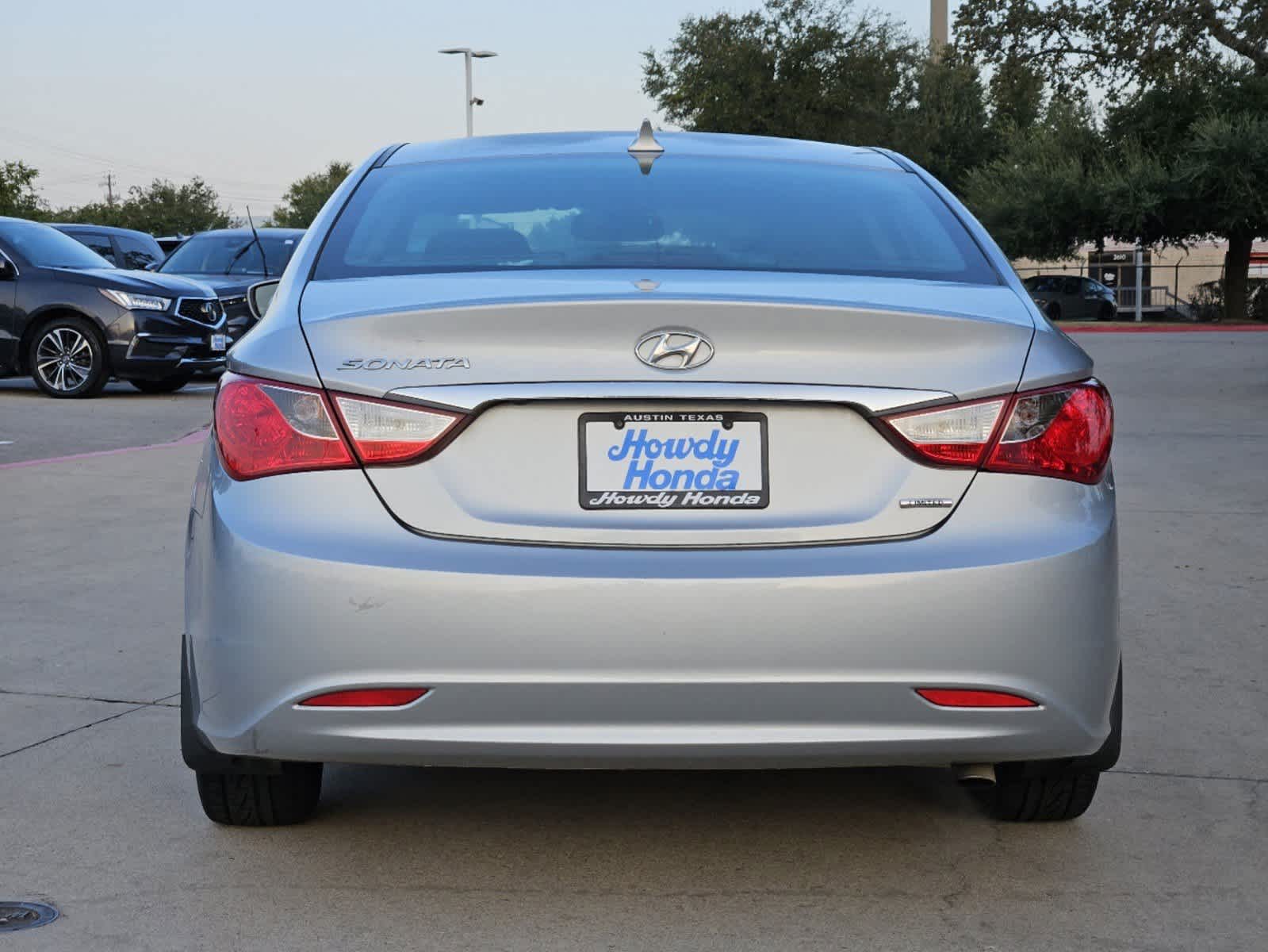 2011 Hyundai Sonata Ltd PZEV 7