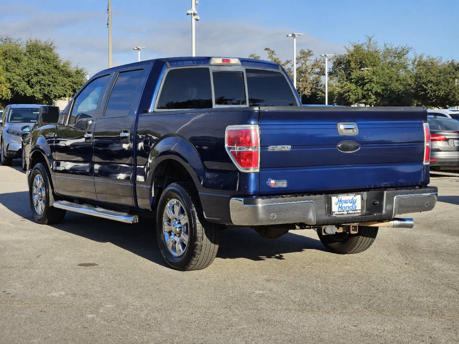 2011 Ford F-150 XLT 2WD SuperCrew 145 6