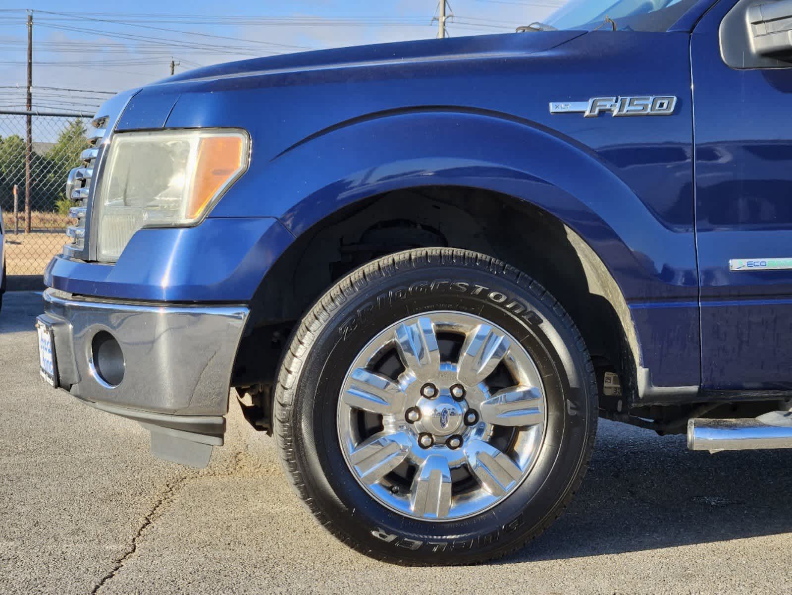 2011 Ford F-150 XLT 2WD SuperCrew 145 10