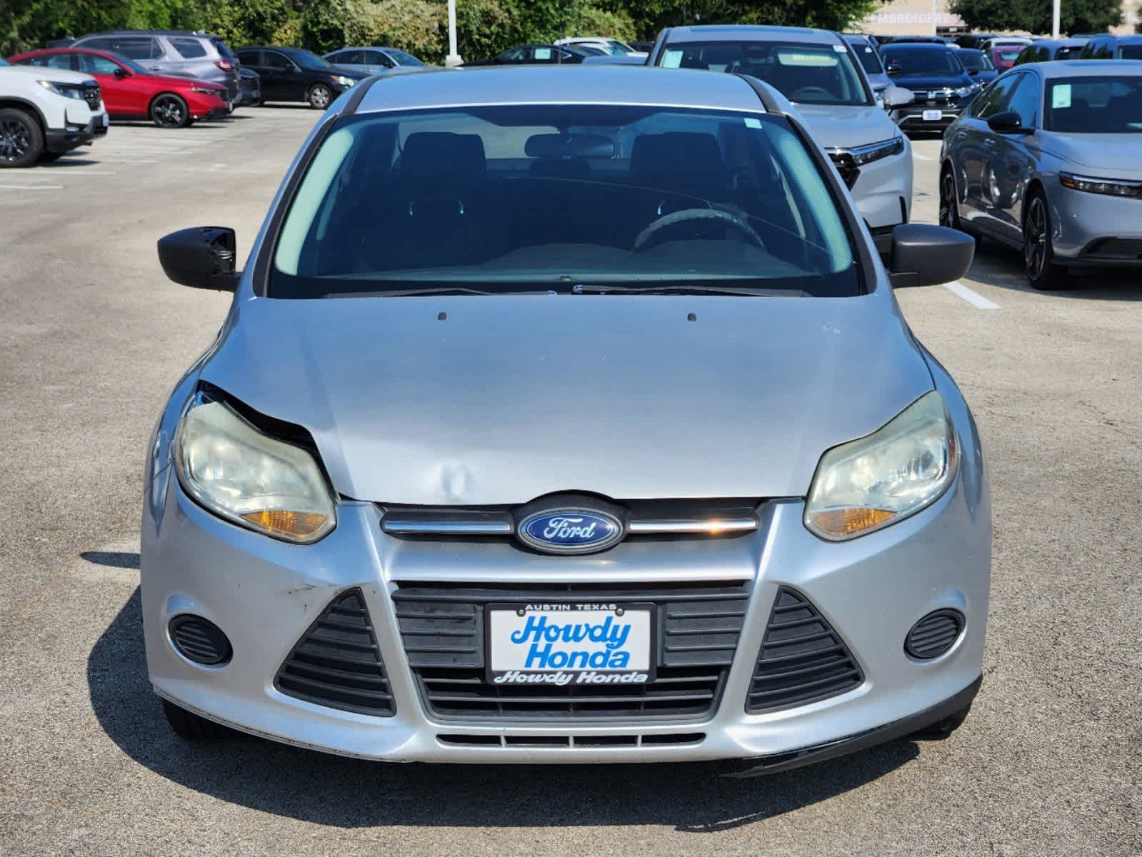 2012 Ford Focus S 4