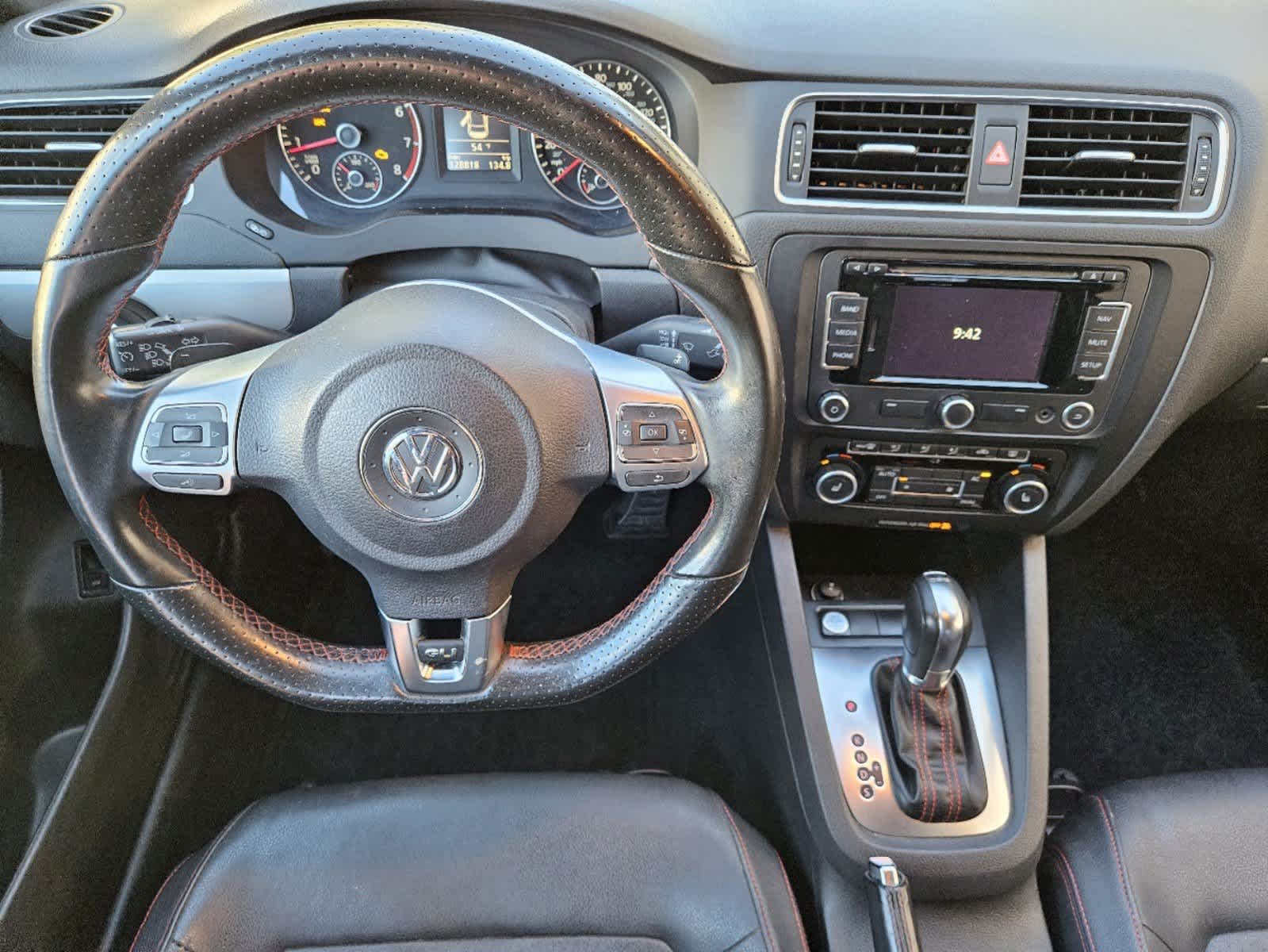 2012 Volkswagen GLI PZEV 26