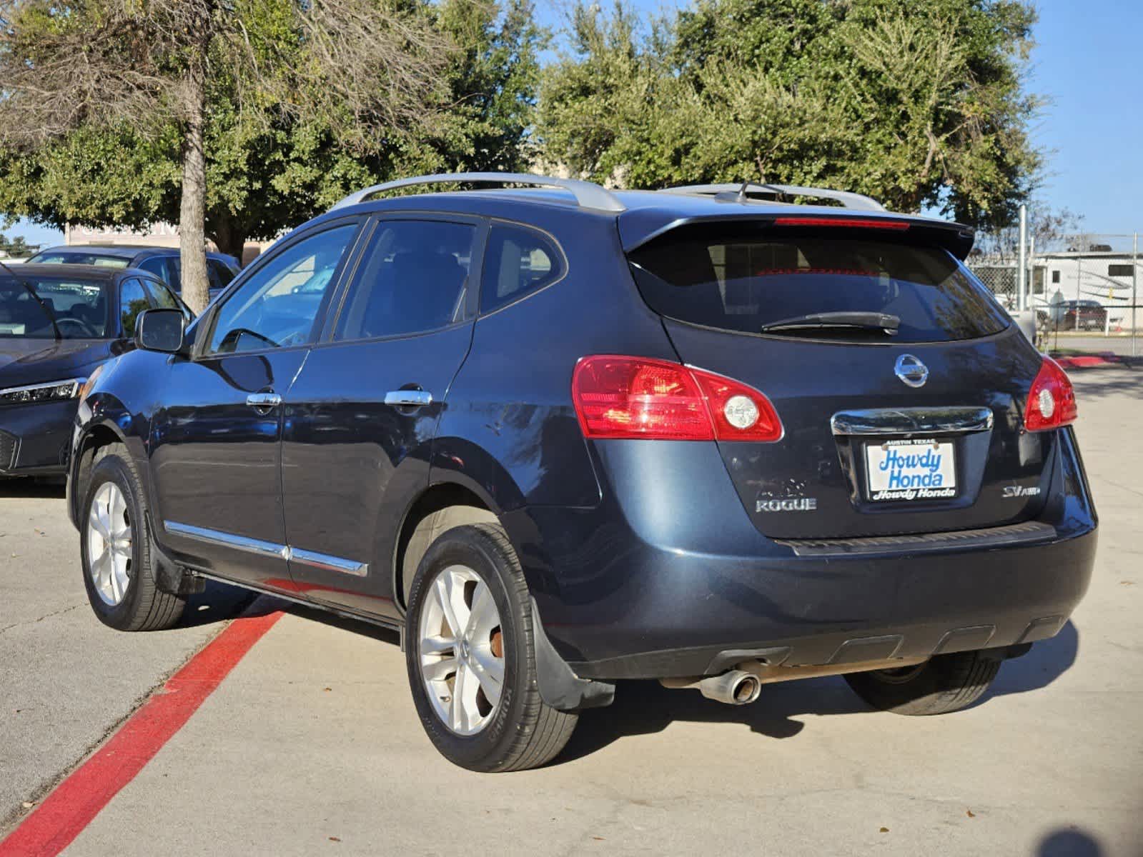 2012 Nissan Rogue SV 7