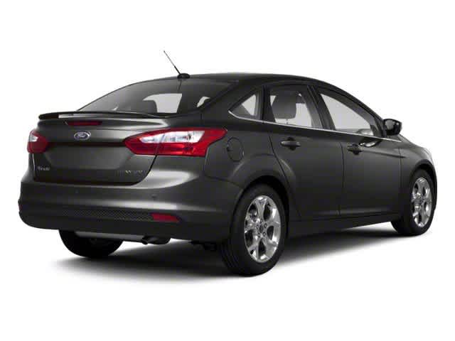 2013 Ford Focus SE 2