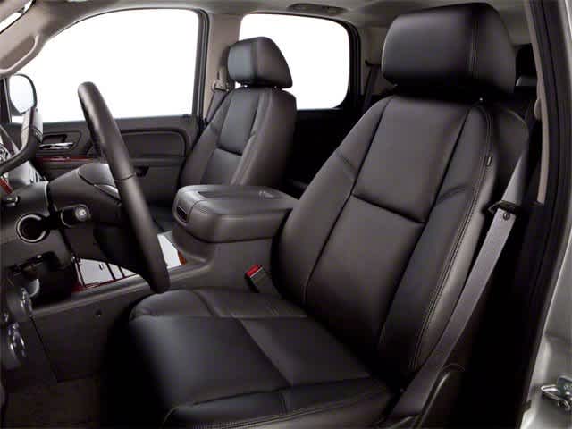 2013 Chevrolet Tahoe LS 11