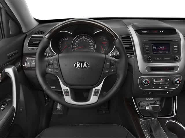 2014 Kia Sorento LX 8