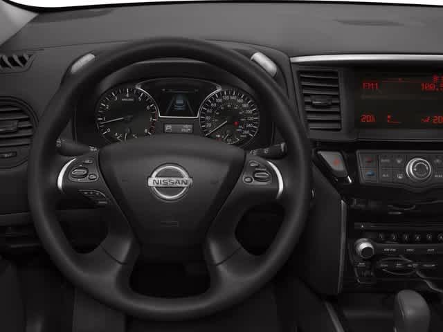 2015 Nissan Pathfinder Platinum 9
