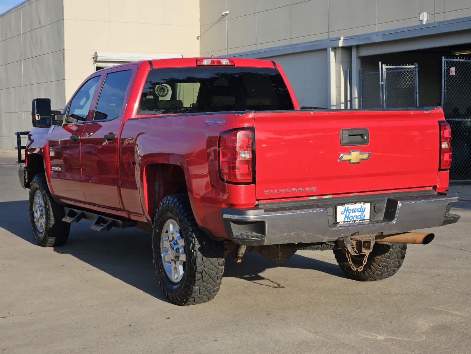 2015 Chevrolet Silverado 2500HD Work Truck 4WD Crew Cab 153.7 6