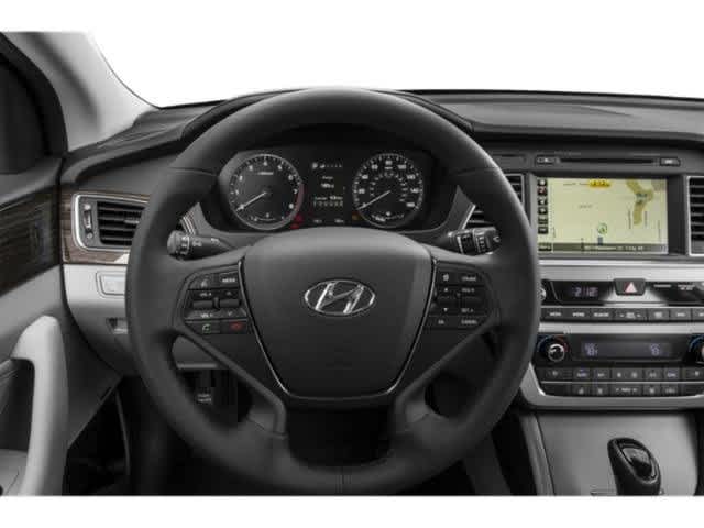 2015 Hyundai Sonata 2.4L Limited 10