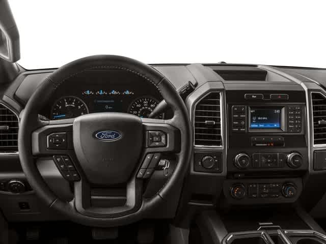 2015 Ford F-150 XLT 4WD SuperCrew 145 9
