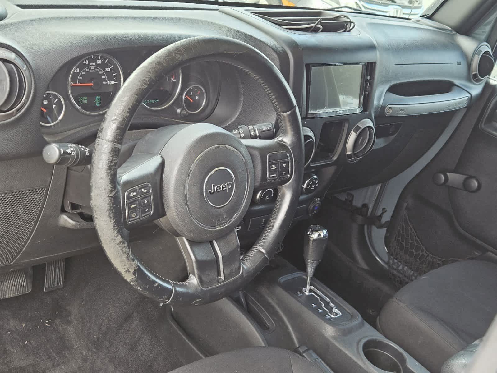 2015 Jeep Wrangler Unlimited Sport 2