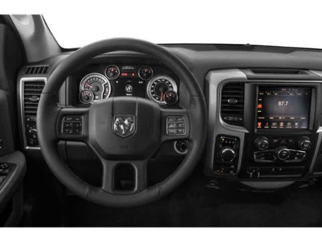 2015 Ram 1500 Lone Star 4WD Crew Cab 140.5 10