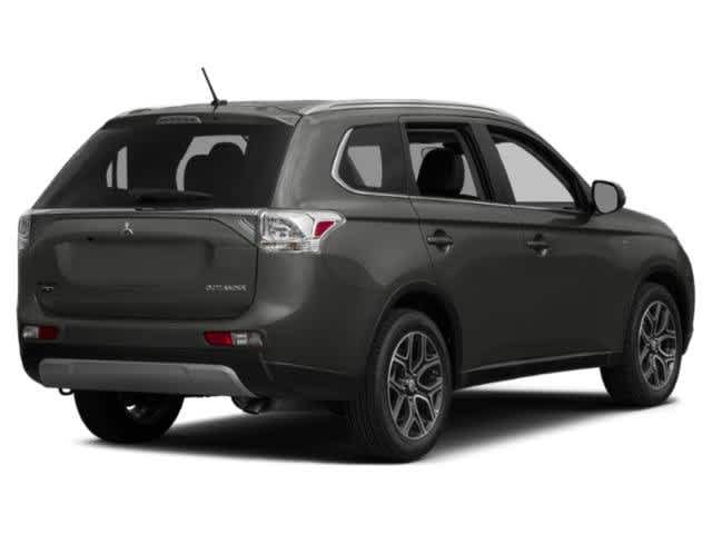 2015 Mitsubishi Outlander SE 2