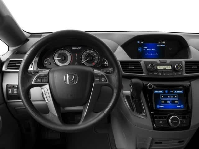 2016 Honda Odyssey SE 6