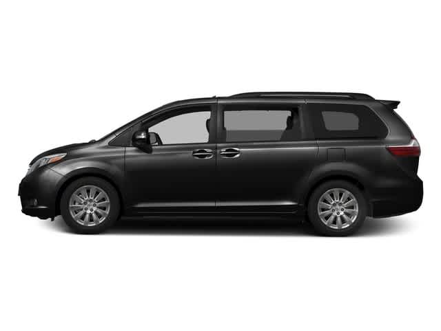 2016 Toyota Sienna XLE 3