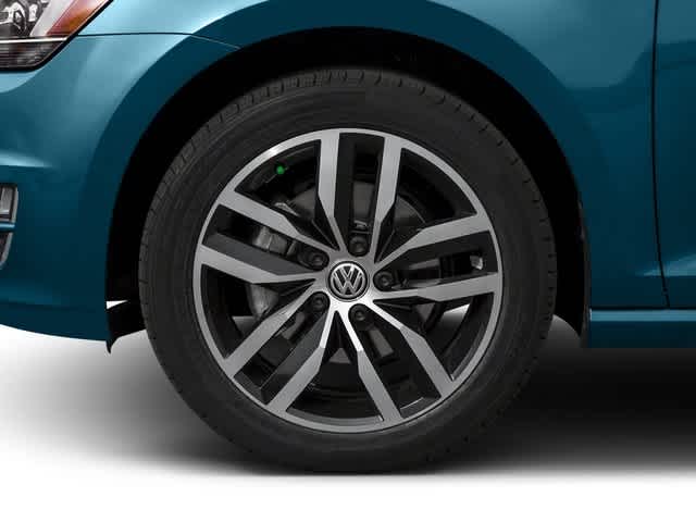 2017 Volkswagen Golf SportWagen S 12