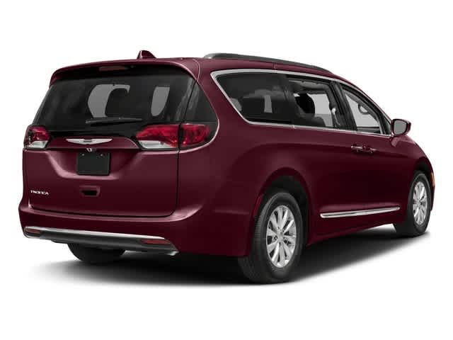 2017 Chrysler Pacifica Touring-L 2