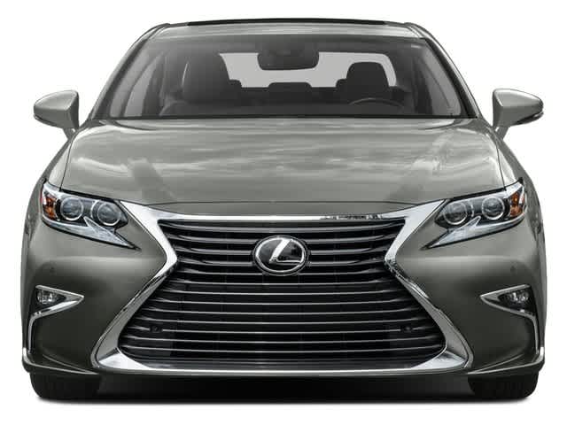 2017 Lexus ES  7