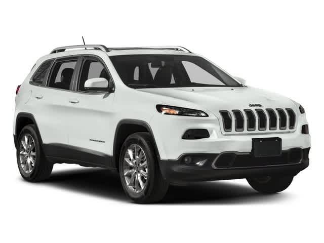 2017 Jeep Cherokee Altitude 6