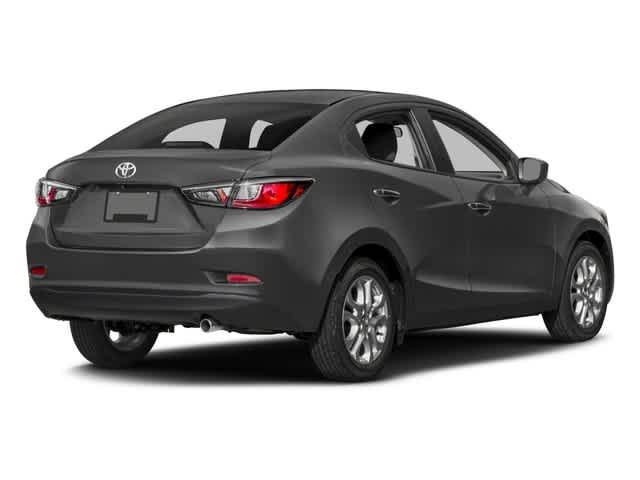 2017 Toyota Yaris iA  5