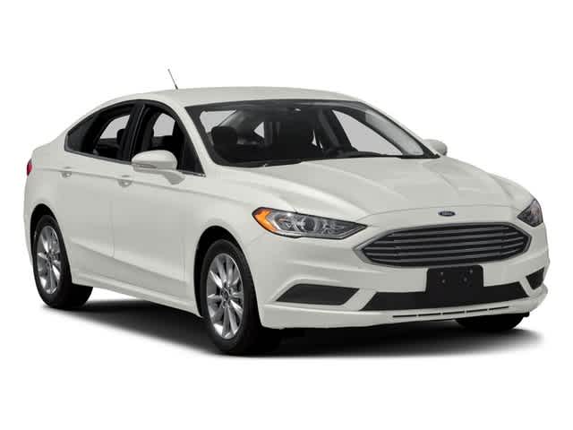 2018 Ford Fusion SE 9