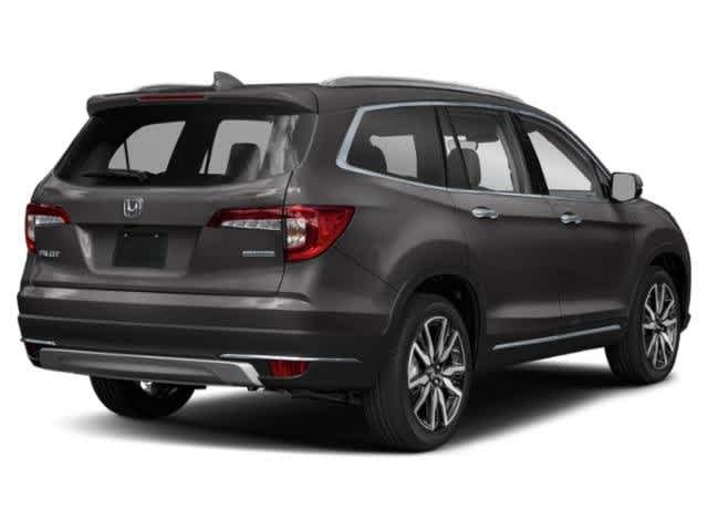 2019 Honda Pilot Touring 7-Passenger 2