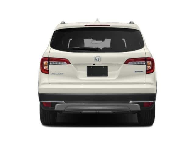 2021 Honda Pilot Touring 7-Passenger 8