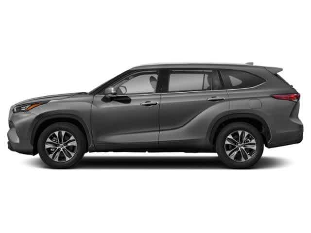 2021 Toyota Highlander XLE 3