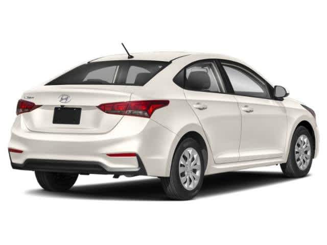 2022 Hyundai Accent SE 2