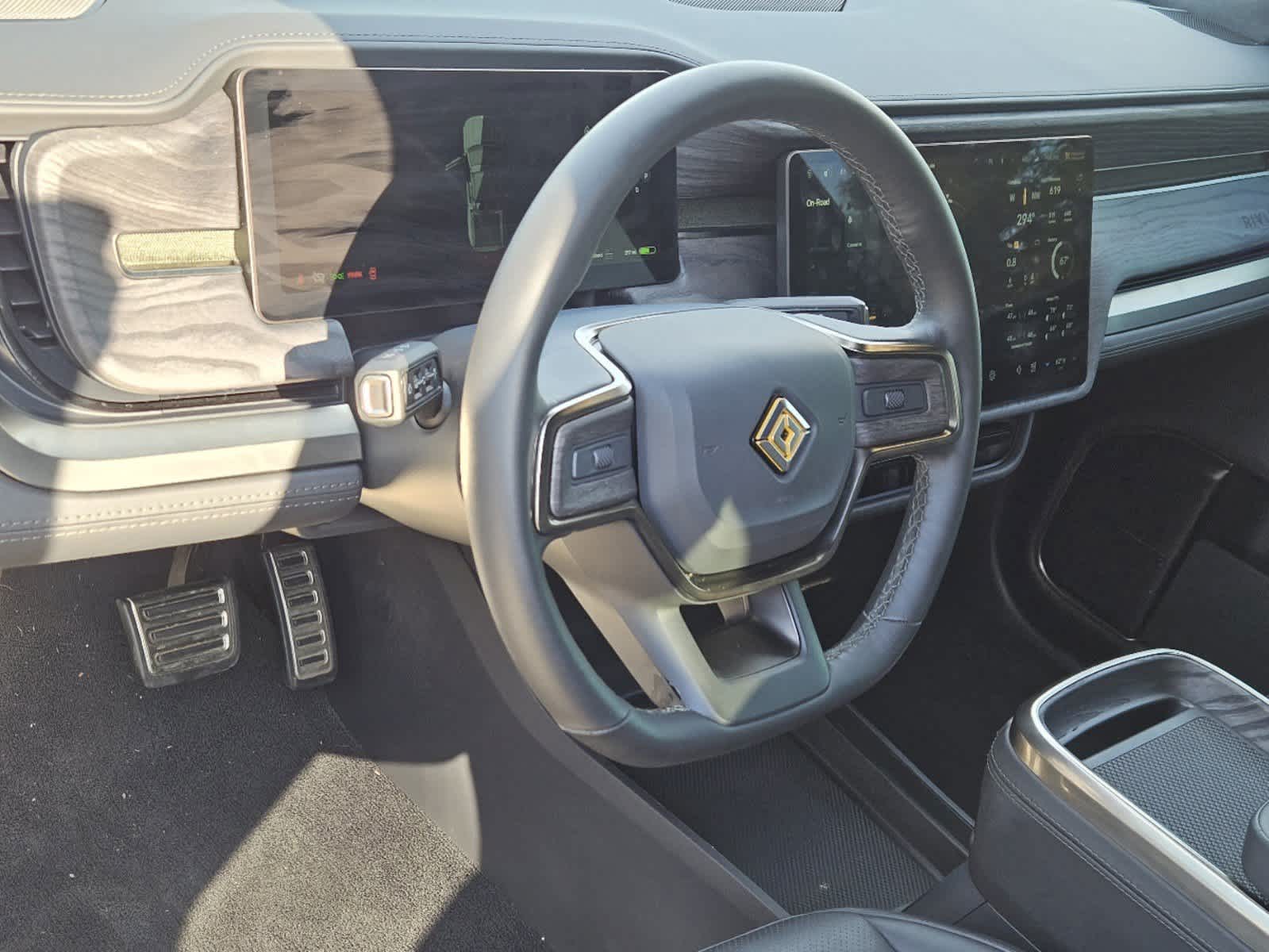 2022 Rivian R1T Adventure Package AWD 2