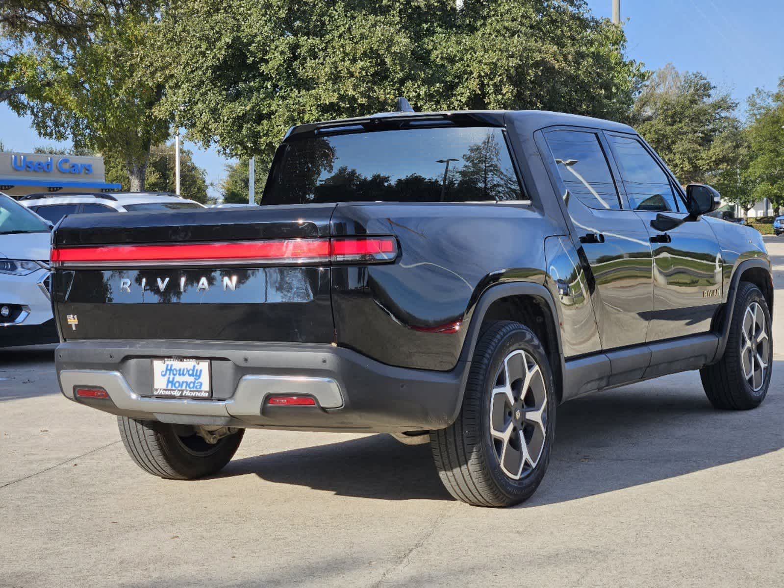 2022 Rivian R1T Adventure Package AWD 8