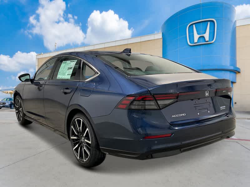 2025 Honda Accord Hybrid Touring 3