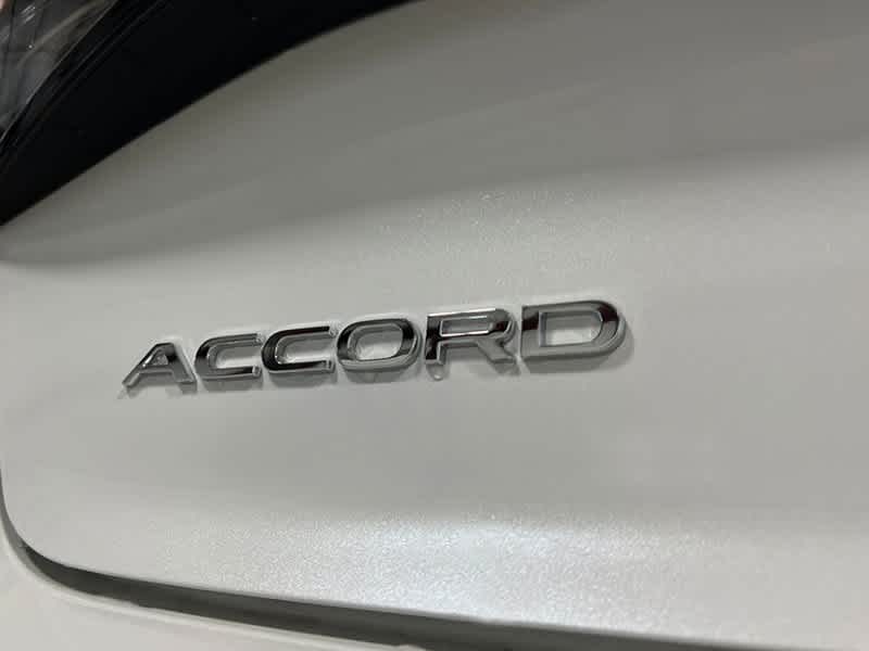 2025 Honda Accord Hybrid Touring 5