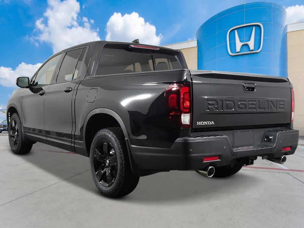 2025 Honda Ridgeline Black Edition AWD 3